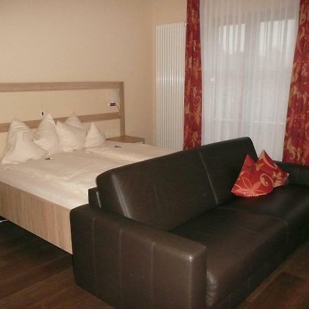 Gda Hotel Am Schlosspark บาดฮอมบูร์ก ฟอร์ แดร์เฮอเฮอ ภายนอก รูปภาพ