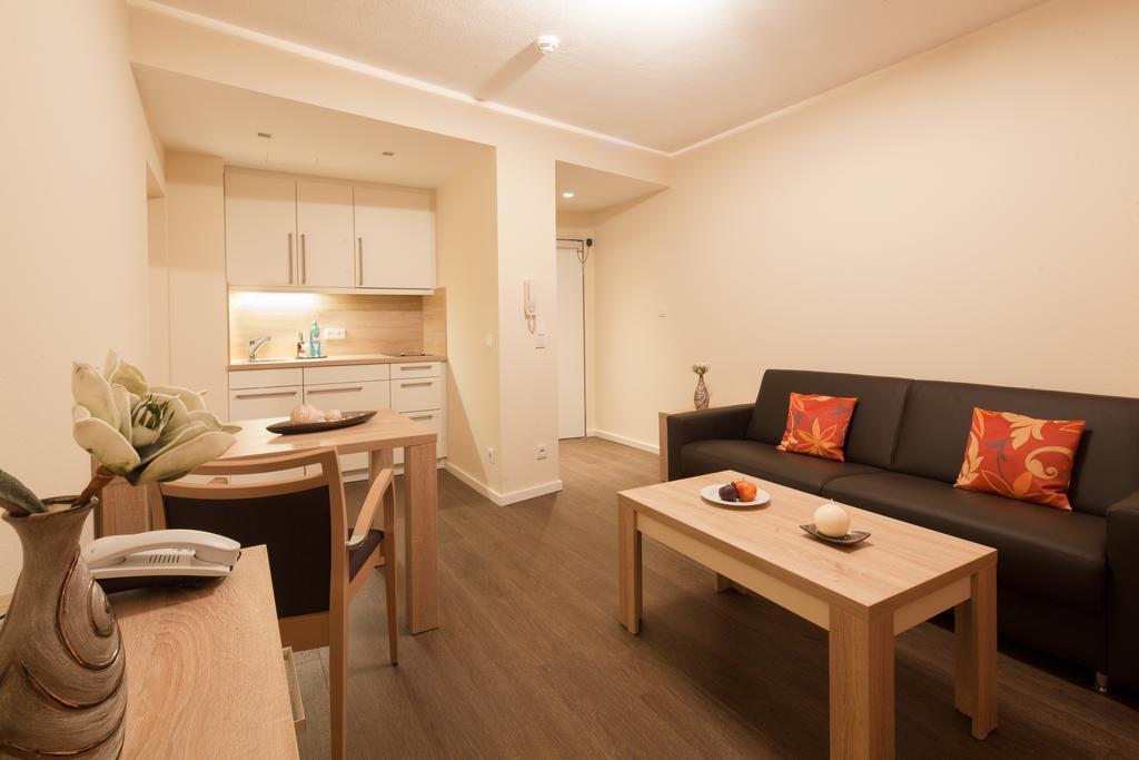 Gda Hotel Am Schlosspark บาดฮอมบูร์ก ฟอร์ แดร์เฮอเฮอ ห้อง รูปภาพ