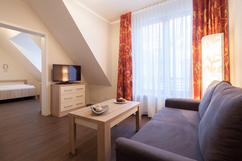 Gda Hotel Am Schlosspark บาดฮอมบูร์ก ฟอร์ แดร์เฮอเฮอ ห้อง รูปภาพ